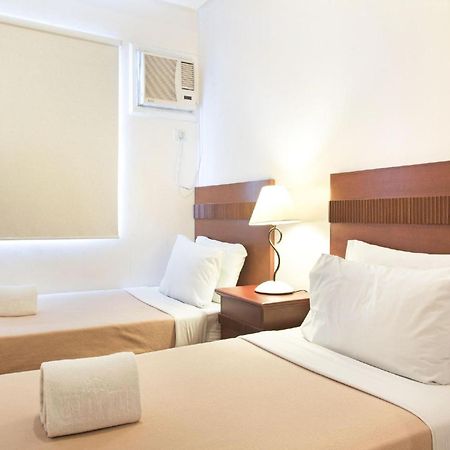 Townhouse Oak Avitel Hotel Near Osmena Highway, Pnr Pasay Station, Metro Manila Makati City Extérieur photo