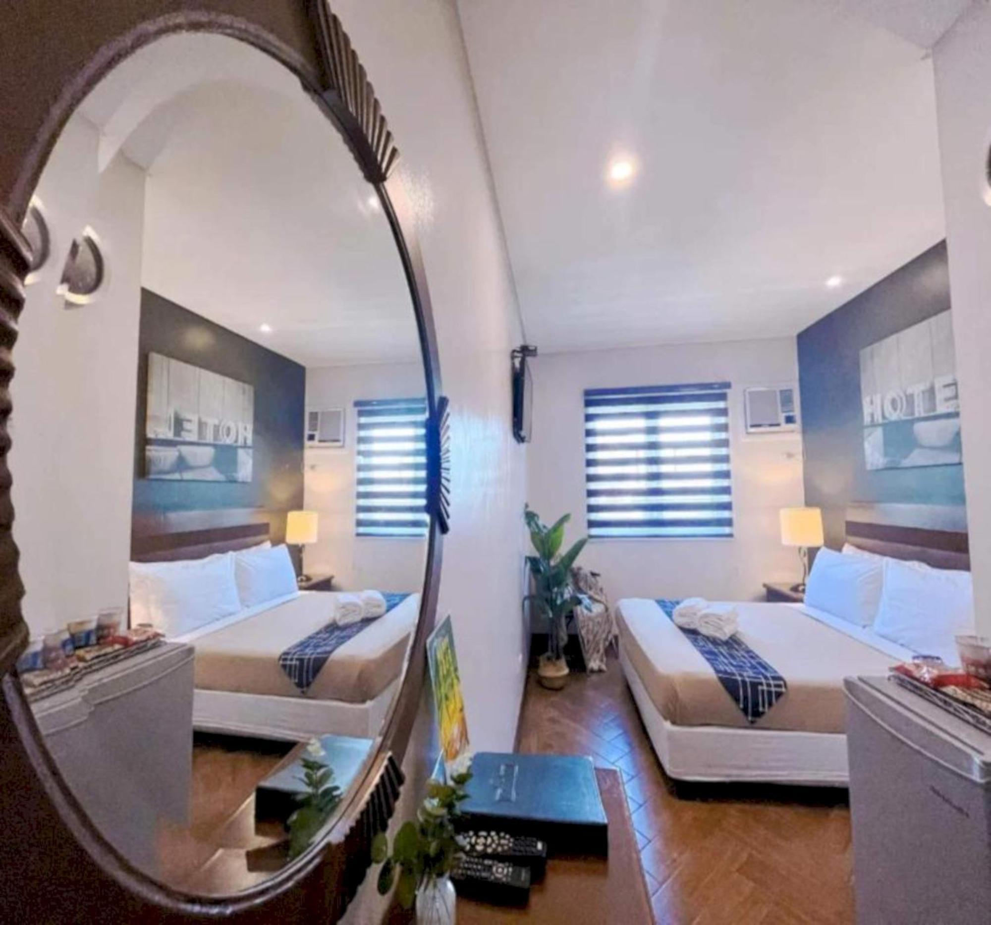 Townhouse Oak Metro Manila Near Osmena Highway Pnr Pasay Formerly Avitel Hotel Makati City Extérieur photo